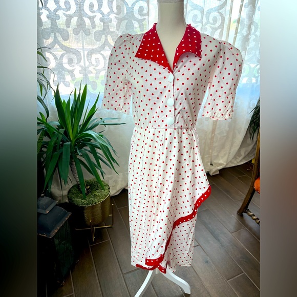 scandel Dresses & Skirts - Vintage “I love Lucy” polka dot puff sleeve button up ruffle rockabilly pin up